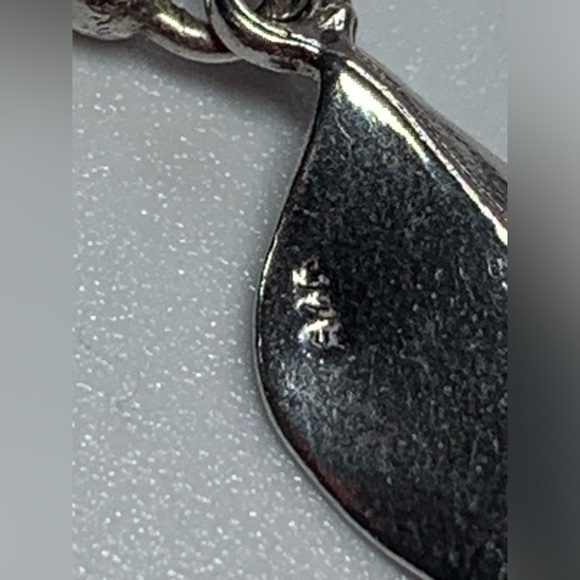 Silpada Vintage VERY RARE Sterling Leaf with Sodalite Bead French Wire E… - Picture 6 of 16